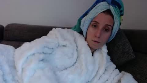 Lena online show from April 23, 2026, 5:15 pm