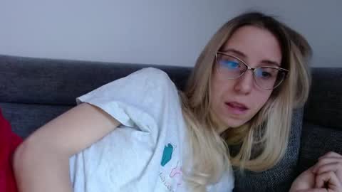 Lena online show from April 24, 2026, 7:11 am