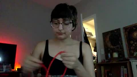 Snapshot of basilbbb chatting on April 24, 2026, 5:59 pm basil online show from April 24, 2026, 5:59 pm