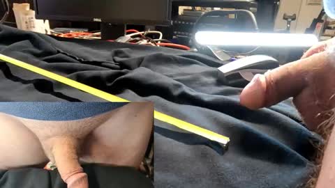 basskep online show from December 4, 2025, 10:24 am