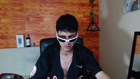 Bastian online show from February 12, 2025, 9:20 am