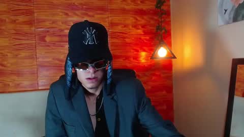 Bastian online show from February 16, 2025, 3:04 am