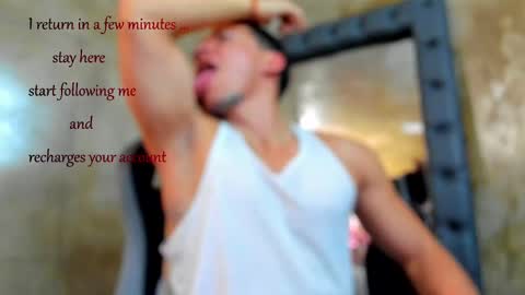 Bastian Independent Model online show from September 28, 2025, 9:53 pm