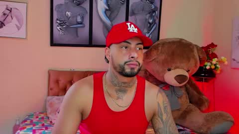 Snapshot of bastian_jones1 chatting on February 2, 2025, 9:13 pm bastian_jones1 online show from February 2, 2025, 9:13 pm