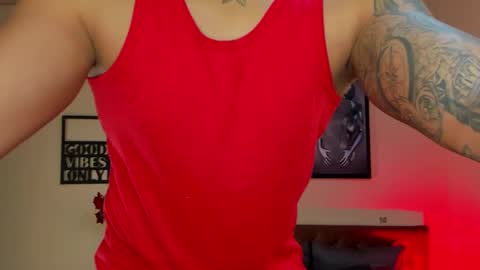 Snapshot of bastian_jones1 chatting on February 21, 2025, 12:06 pm bastian_jones1 online show from February 21, 2025, 12:06 pm