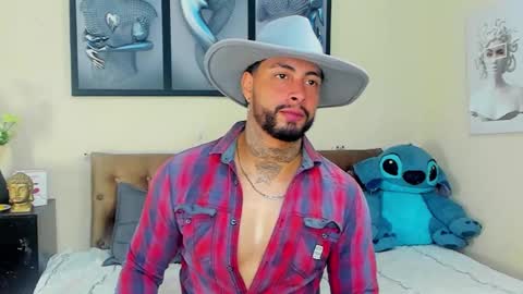 Snapshot of bastian_jones1 chatting on March 11, 2025, 1:05 am bastian_jones1 online show from March 11, 2025, 1:05 am