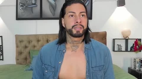 Snapshot of bastian_jones1 chatting on February 24, 2026, 4:54 am bastian_jones1 online show from February 24, 2026, 4:54 am