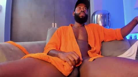 Bastian. online show from November 2, 2025, 7:33 am