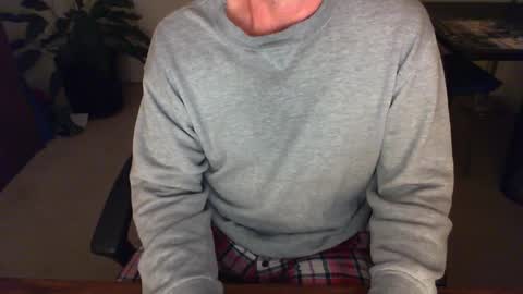 BateBro13 online show from December 6, 2024, 1:44 pm