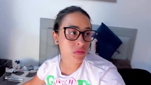 Idaly and Carlos online show from September 10, 2025, 3:28 am