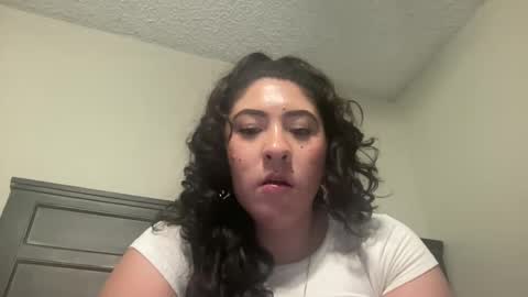 Snapshot of baybeegerrl chatting on January 26, 2025, 5:56 am baybeegerrl online show from January 26, 2025, 5:56 am