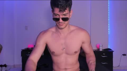 Valentino online show from February 9, 2025, 12:17 am