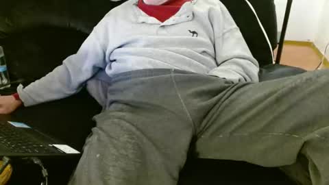 Snapshot of bbboooyyy11 chatting on December 5, 2024, 2:42 am bbboooyyy11 online show from December 5, 2024, 2:42 am