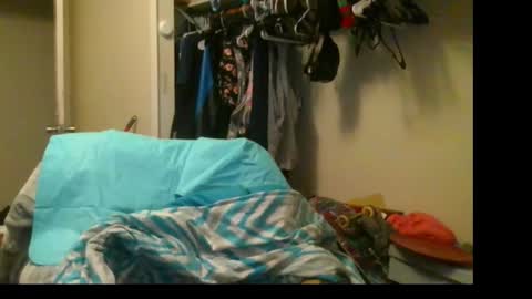 rocker n queen online show from January 2, 2025, 10:01 pm