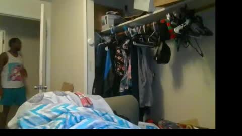 rocker n queen online show from January 7, 2025, 9:46 pm