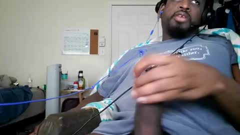 rocker n queen online show from March 4, 2025, 4:30 pm