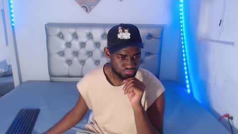 Andrew  online show from November 17, 2025, 6:24 pm