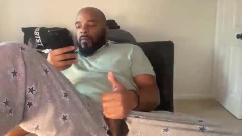 Zaddy online show from November 21, 2025, 10:41 pm