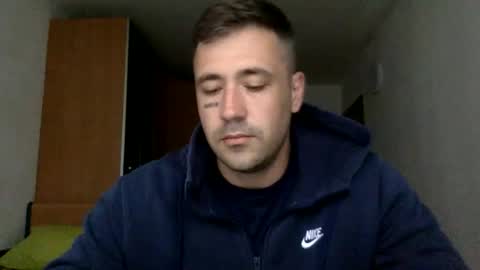 BB Namelezz online show from April 13, 2026, 6:19 am