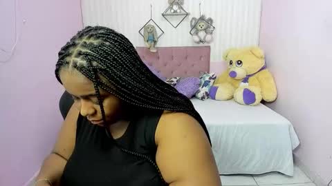 Charlote online show from October 25, 2025, 12:23 pm