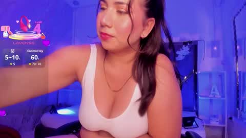 Snapshot of bbwcloe chatting on November 27, 2025, 4:47 am Cloe online show from November 27, 2025, 4:47 am