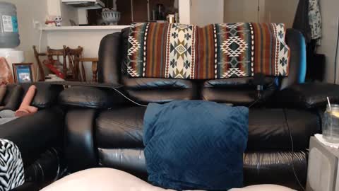 Julie online show from February 6, 2025, 12:59 pm