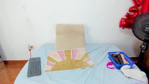 Salome online show from April 10, 2026, 7:40 pm