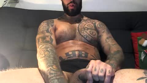 bby044 online show from December 24, 2024, 8:22 am