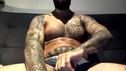 bby044 online show from December 30, 2024, 9:37 am