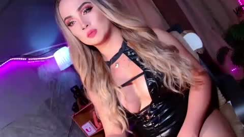 bby_lexielore69 online show from November 9, 2025, 10:57 am