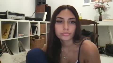 bbypiamia online show from September 18, 2025, 2:57 am