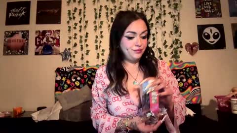 bbyslugggg online show from February 12, 2025, 2:14 am