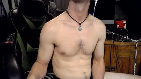 bchillin28 online show from March 27, 2026, 6:18 pm