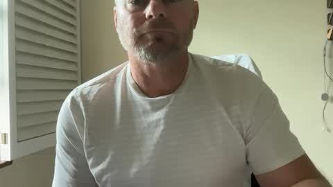 Snapshot of bcjonny chatting on May 10, 2026, 7:52 pm BCJonny online show from May 10, 2026, 7:52 pm
