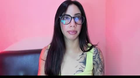 daniela villamizar online show from January 21, 2025, 1:43 pm