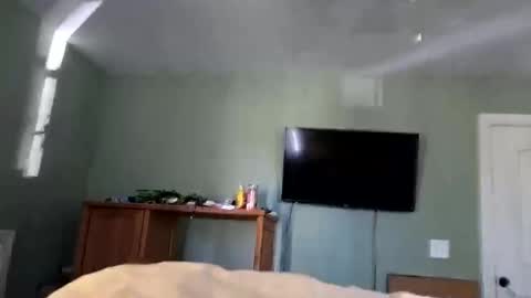 Snapshot of bdawg188 chatting on October 15, 2025, 1:22 pm bdawg188 online show from October 15, 2025, 1:22 pm