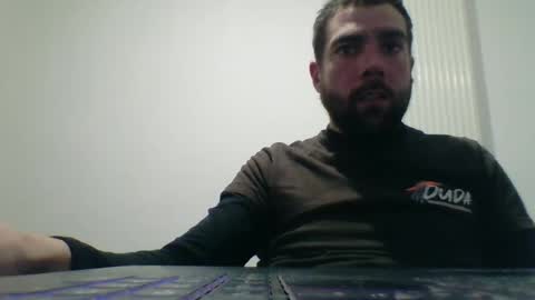 bdemwi2588 online show from February 3, 2025, 5:35 pm