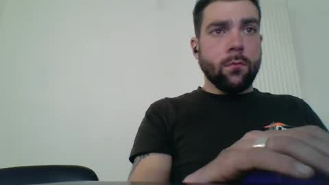 bdemwi2588 online show from February 26, 2025, 8:33 pm