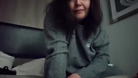 Snapshot of bdeunltd chatting on November 19, 2025, 7:30 am bdeunltd online show from November 19, 2025, 7:30 am