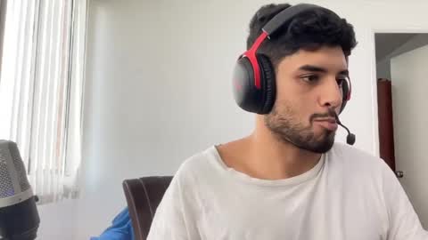 bdever7 online show from April 20, 2026, 2:09 pm