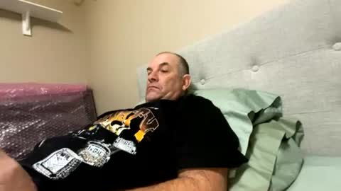 Snapshot of bdgreg70 chatting on July 25, 2026, 7:44 pm bdgreg70 online show from July 25, 2026, 7:44 pm