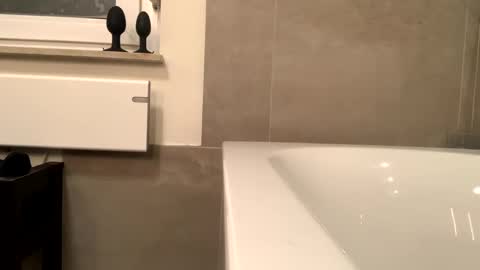 bdsm_toyboy online show from February 26, 2025, 10:20 pm