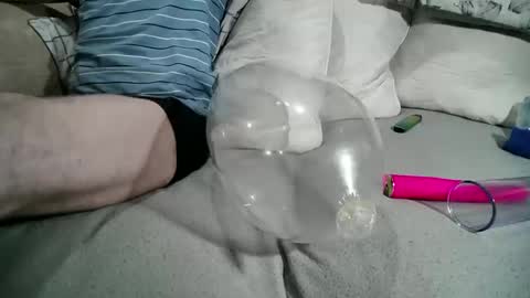 Snapshot of be4your_desire chatting on February 17, 2025, 9:03 am mikiforfun online show from February 17, 2025, 9:03 am