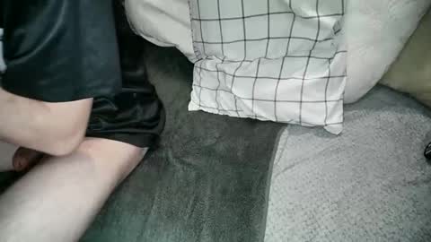 Snapshot of be4your_desire chatting on December 17, 2025, 12:16 am mikiforfun online show from December 17, 2025, 12:16 am