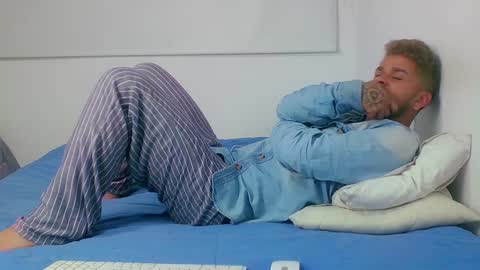 Sara  Juan online show from December 29, 2024, 1:56 am