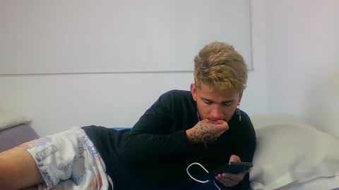 Sara  Juan online show from January 2, 2025, 10:55 pm