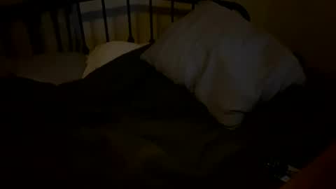 BeachyMILF online show from October 5, 2025, 2:54 am