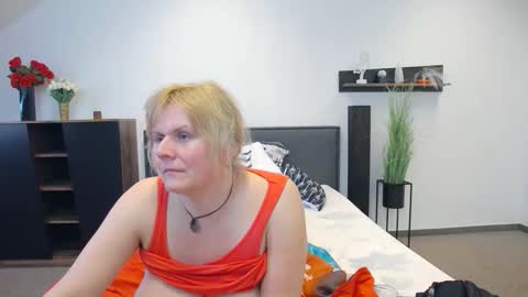 Bea online show from April 11, 2026, 3:27 pm