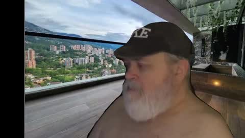 Dookie online show from December 8, 2024, 10:57 pm