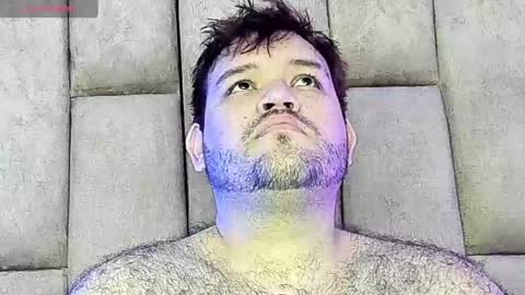 bigbearr online show from May 2, 2026, 3:44 am